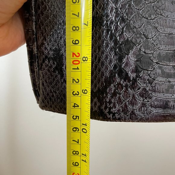 Guess Crossbody Patent Snakeskin Envelope Purse - Picture 8 of 11